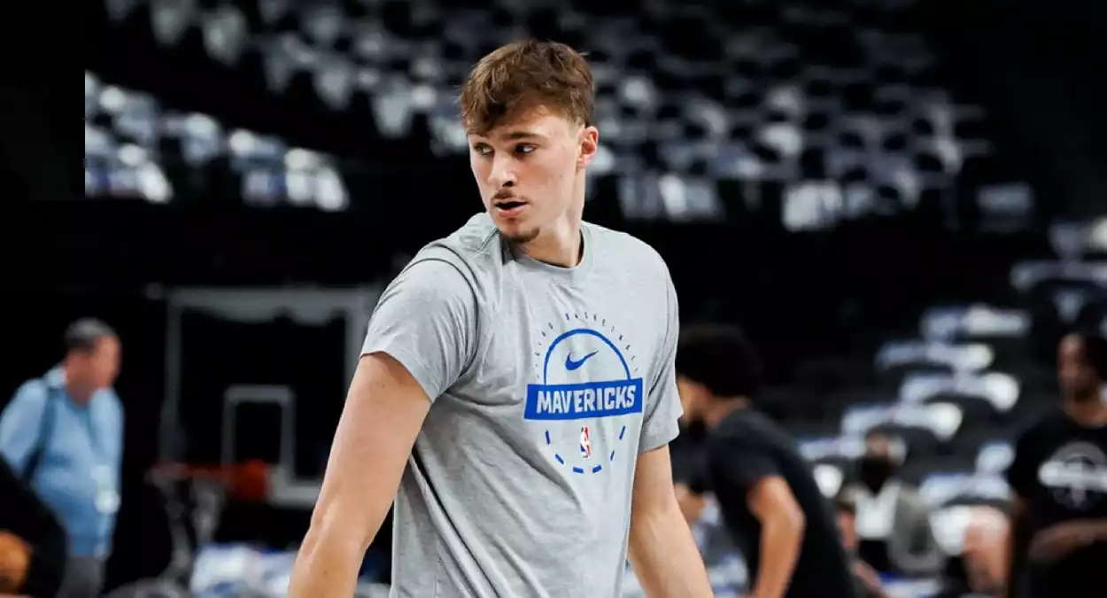 cooper flagg lesão mavericks