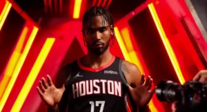 tari eason rockets contrato