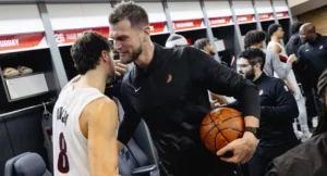 jogadores brasileiros história NBA