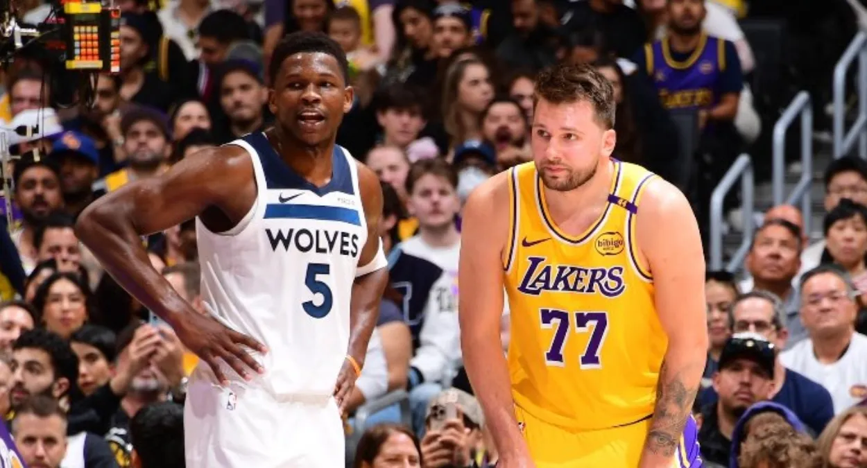 Anthony Edwards, do Timberwolves, e Luka Doncic, do Lakers, em quadra, jogos da NBA hoje 24 de outubro
