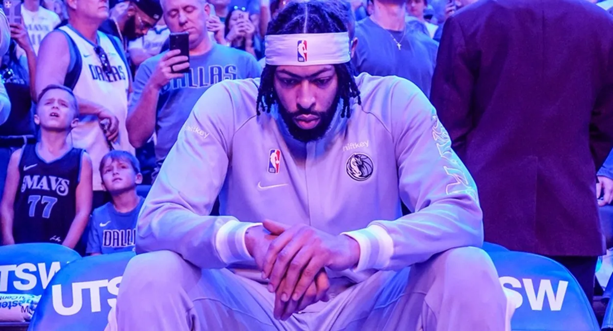 NBA troca Anthony Davis