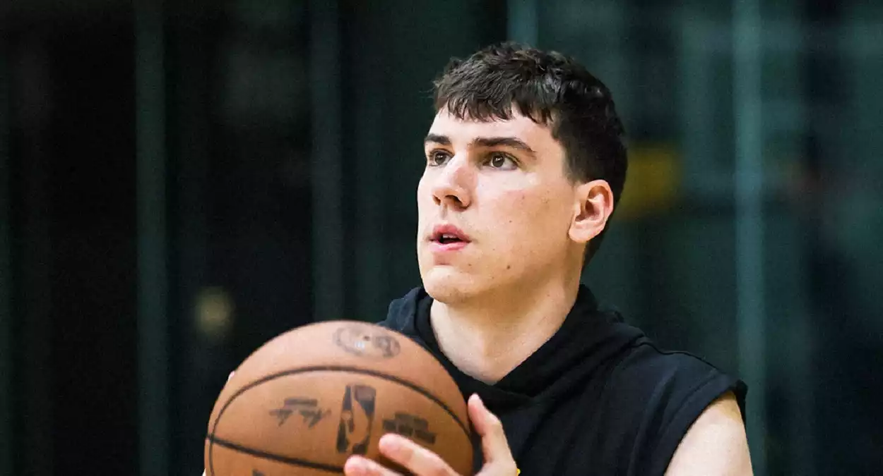 jake laravia jogos lakers