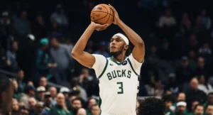 Myles Turner NBA Bucks