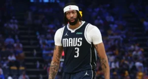 Bulls troca Anthony Davis