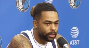 D'Angelo Russell Mavericks troca