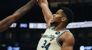 Giannis Antetokounmpo LeBron James