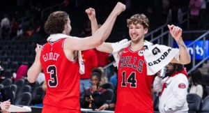 Matas Buzelis Bulls Hawks