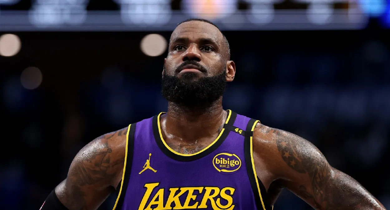 LeBron James marca NBA