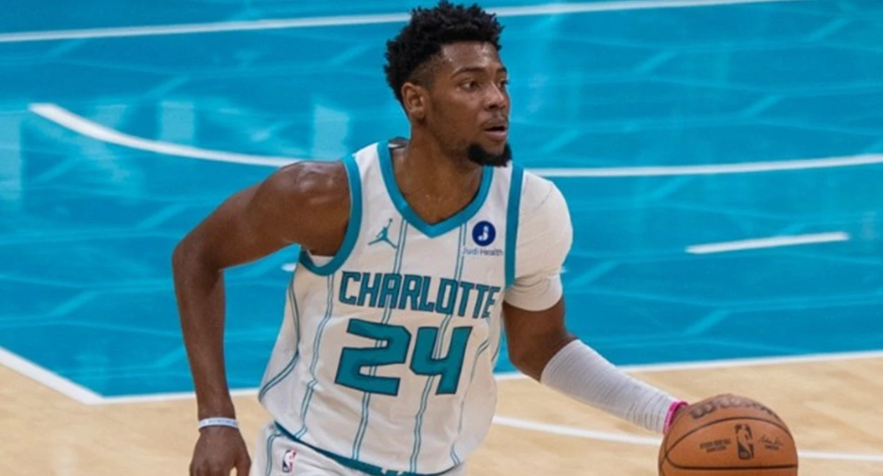NBA Brandon Miller Hornets