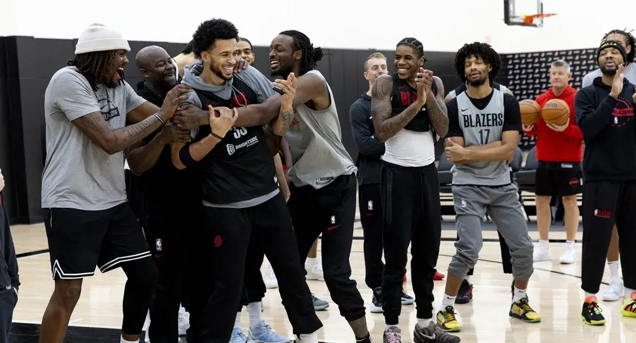 knicks blazers troca nba