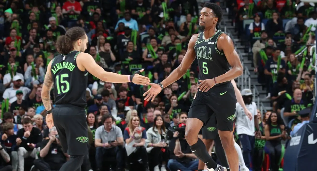 NBA troca Rockets Pelicans