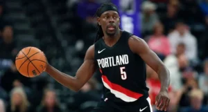 Knicks Jrue Holiday troca