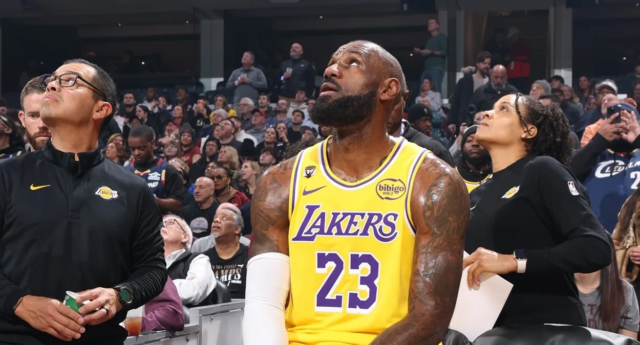 LeBron James Lakers Cavaliers