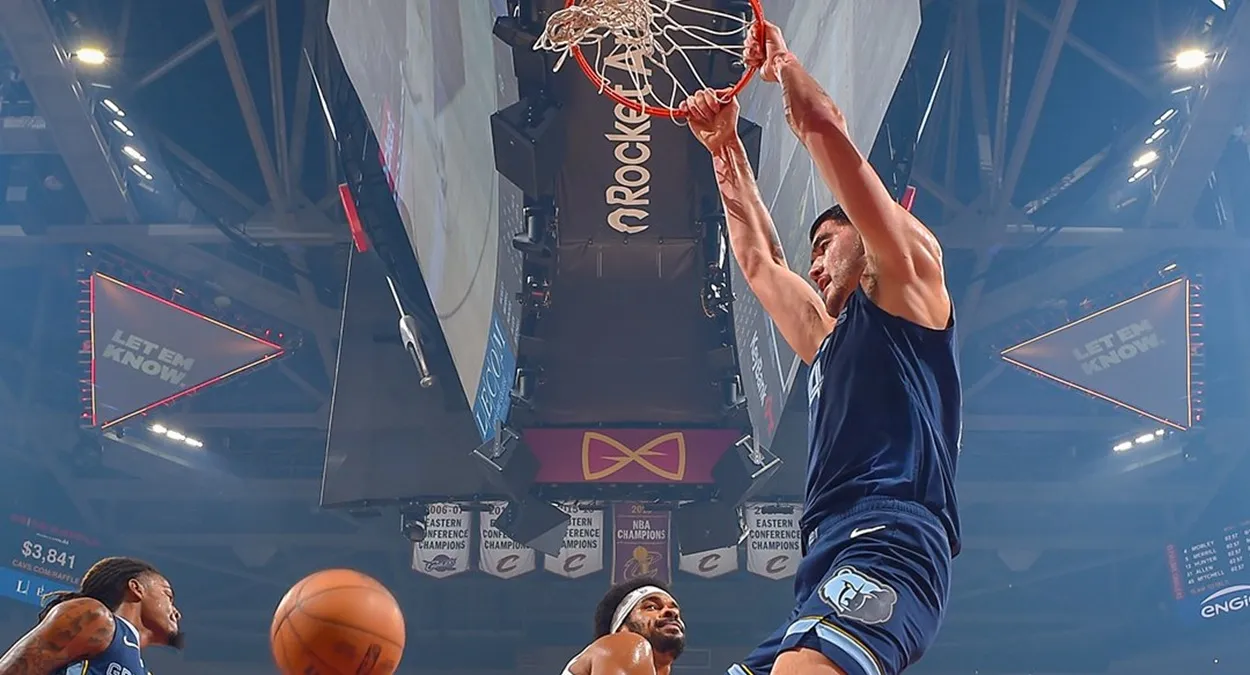 NBA Grizzlies Zach Edey