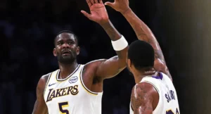 Lakers NBA Deandre Ayton