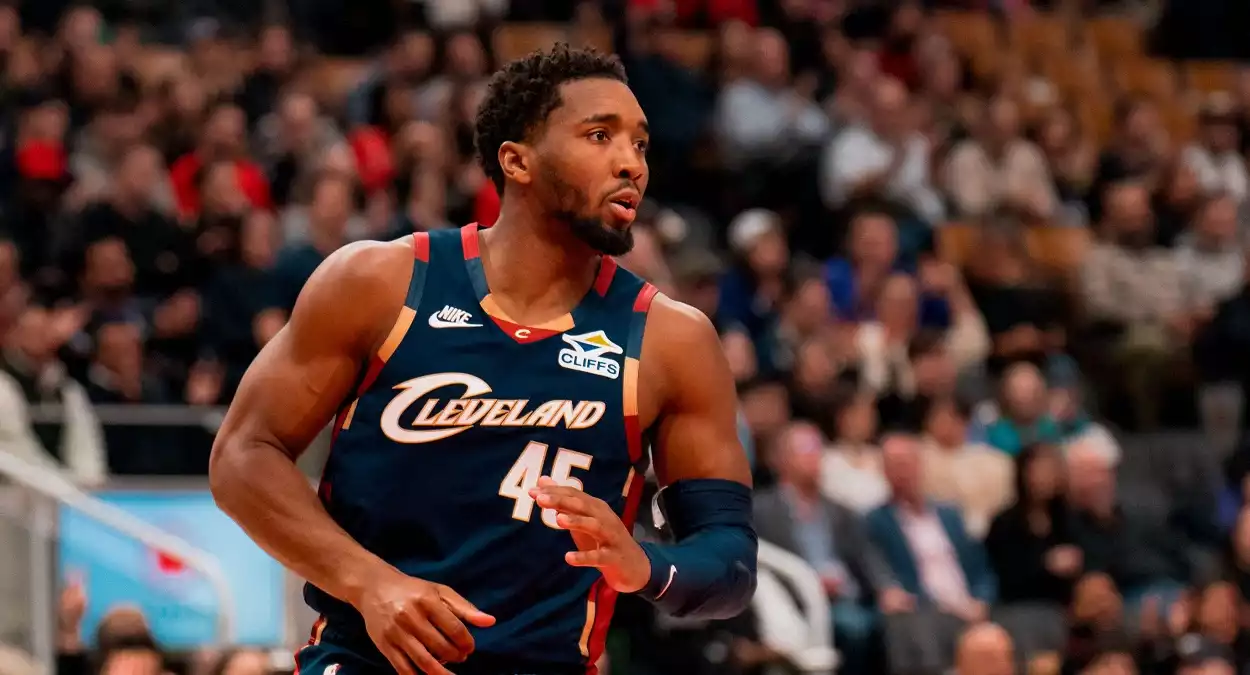 nba troca donovan mitchell