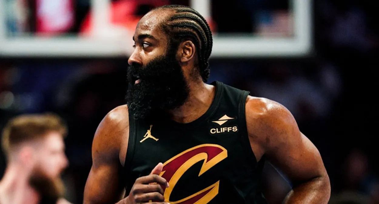 NBA troca James Harden