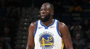 Lakers troca Draymond Green