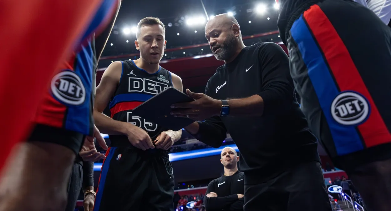 técnico Pistons regra NBA