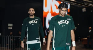 Spurs Bucks playoffs NBA