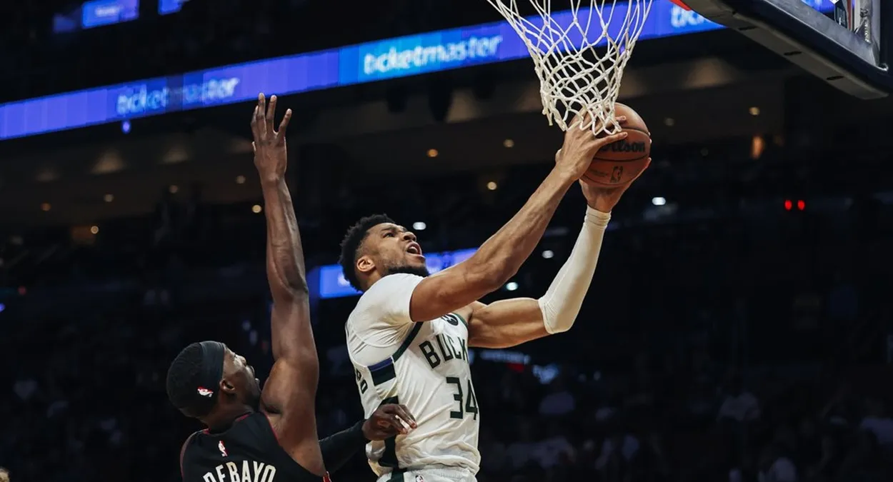 NBA Giannis Antetokounmpo derrota