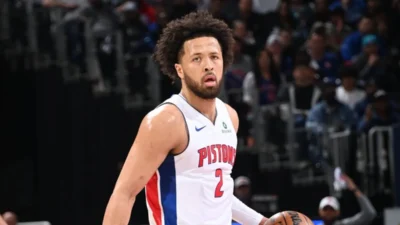 Cade Cunningham faz história, Pistons bate Magic e força jogo 6