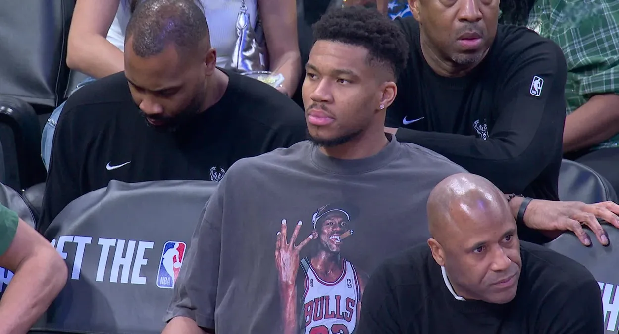 NBA Giannis Antetokounmpo Bucks