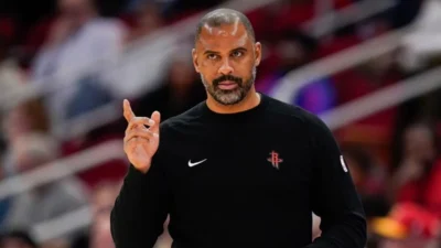 Ime Udoka detona jogadores do Rockets por erros contra o Lakers