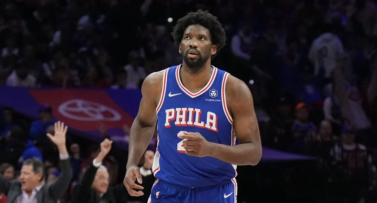 Joel Embiid desfalque 76ers