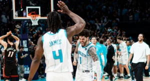 NBA Hornets Magic play