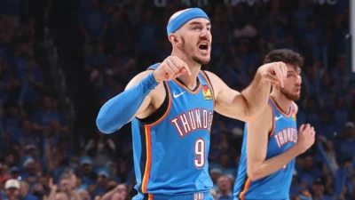 Alex Caruso: “Nós devíamos estar na final da NBA”