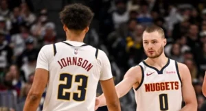 NBA Nuggets troca jogador