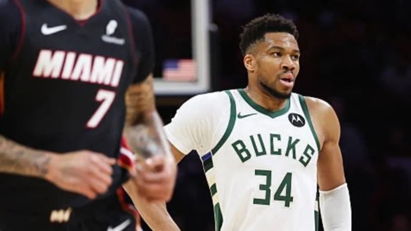 troca NBA Giannis Antetokounmpo
