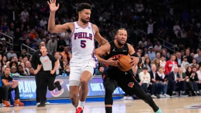 Jalen Brunson decide no fim e Knicks bate 76ers outra vez
