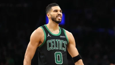 Jayson Tatum relembra drama com lesão nos playoffs da NBA