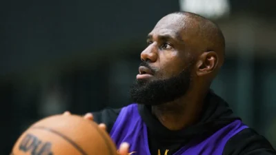 LeBron James fica fora dos times ideais da NBA