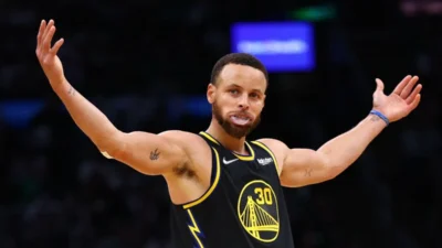 NBA: Stephen Curry reflete sobre temporada no Warriors