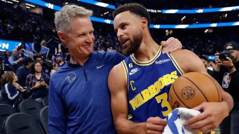 Warriors troca Steve Kerr