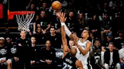 Victor Wembanyama domina e Spurs vence Timberwolves