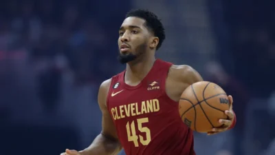 Ideia de troca manda Donovan Mitchell ao Thunder
