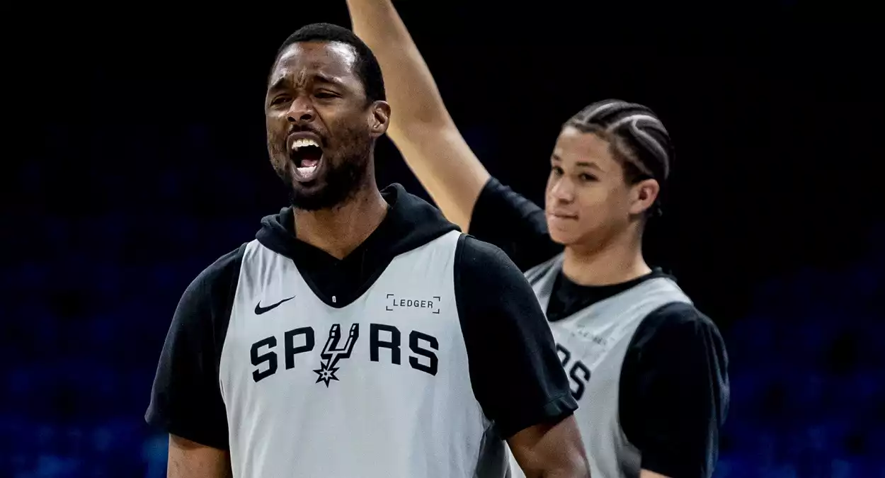 harrison barnes spurs 76ers