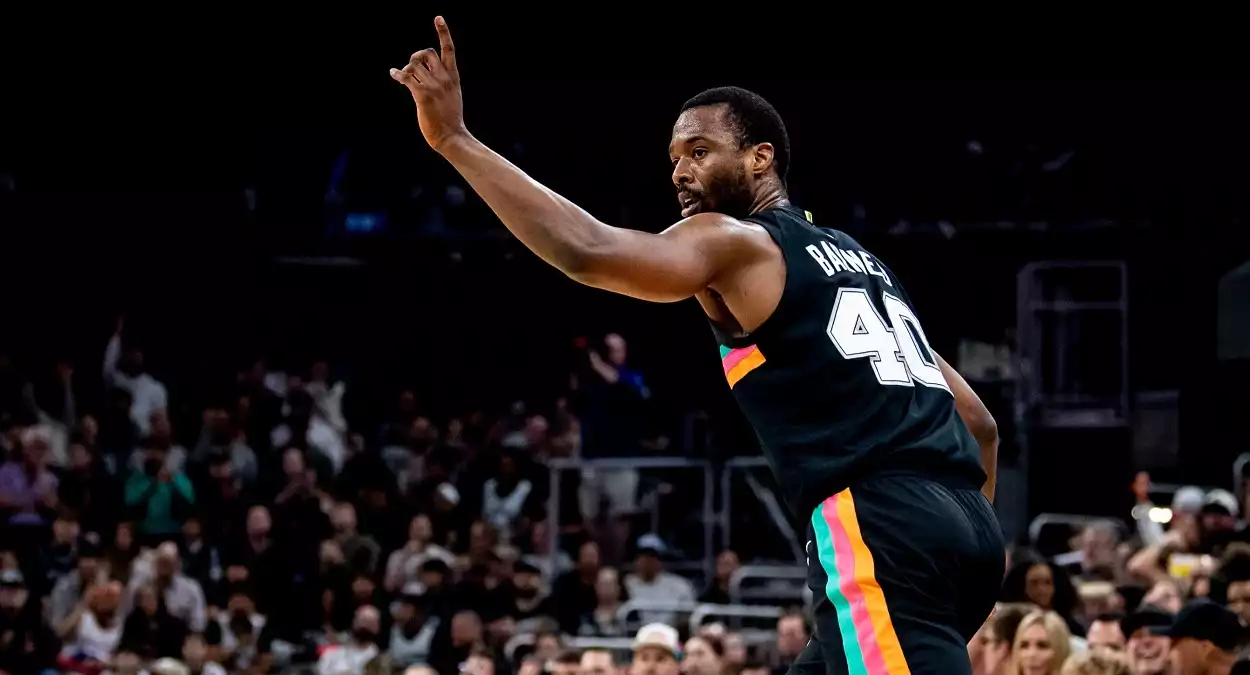 harrison barnes agente livre
