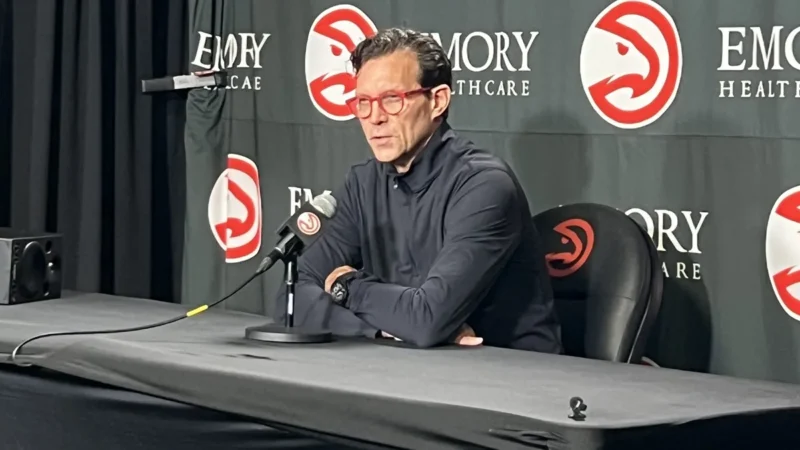 Quin Snyder Hawks contrato