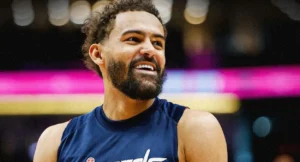 Trae Young troca contrato