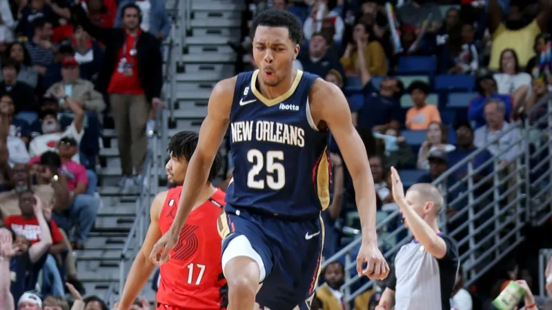 Trey Murphy troca Pelicans