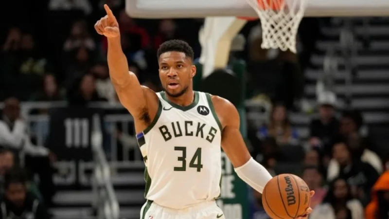 Giannis Antetokounmpo Bucks troca