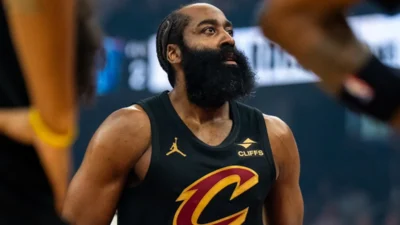troca James Harden LeBron