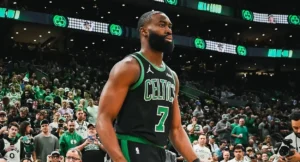 76ers troca Jaylen Brown