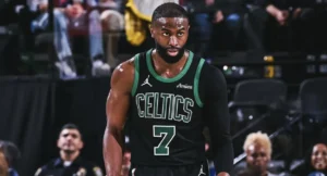 Jaylen Brown Celtics troca