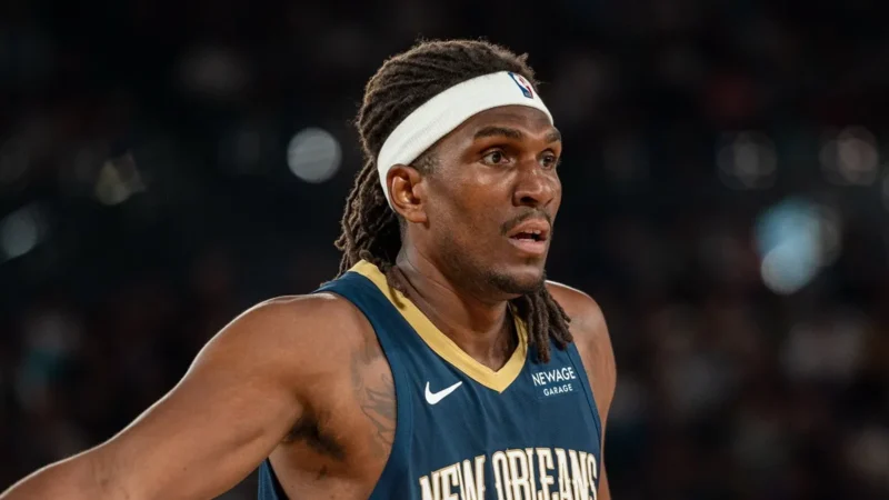 Kevon Looney contrato Lakers